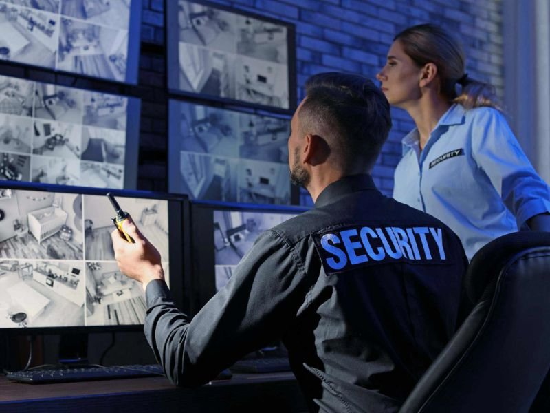 250120_V1_Securing CRE Spaces_Retailer Action_800x600